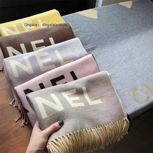 designer luxury scarf women men fashion cashmere warm echarpe sciarpa classic large monogrammed shawl silk scarfs 211230, Blue;gray
designer luxury scarf women men fashion cashmere warm echarpe sciarpa classic large monogrammed shawl silk scarfs 211230, Blue;gray