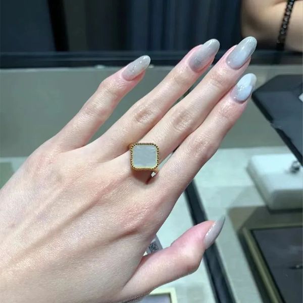 luxury rings fritillaria new rings designer rings for women love ring wedding ring gold ring 925 sterling silver titanium steel 18k rose gol
luxury rings fritillaria new rings designer rings for women love ring wedding ring gold ring 925 sterling silver titanium steel 18k rose gol