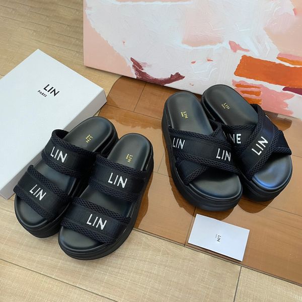 2023 new womans slippers celiny triomphe block sandal slipper slides casual shoe designer sandale outdoors flat heel platform luxurys summer, Black
2023 new womans slippers celiny triomphe block sandal slipper slides casual shoe designer sandale outdoors flat heel platform luxurys summer, Black