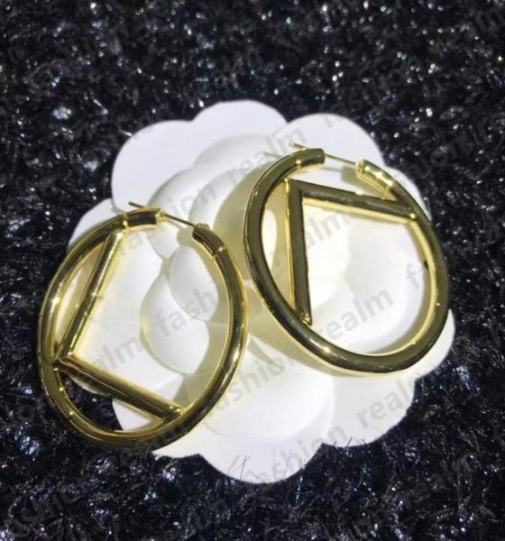 big circle simple gold hoop earrings designer earrings fashion dangle chandelier for women party titanium ear studs earring weddin2006567, Silver
big circle simple gold hoop earrings designer earrings fashion dangle chandelier for women party titanium ear studs earring weddin2006567, Silver