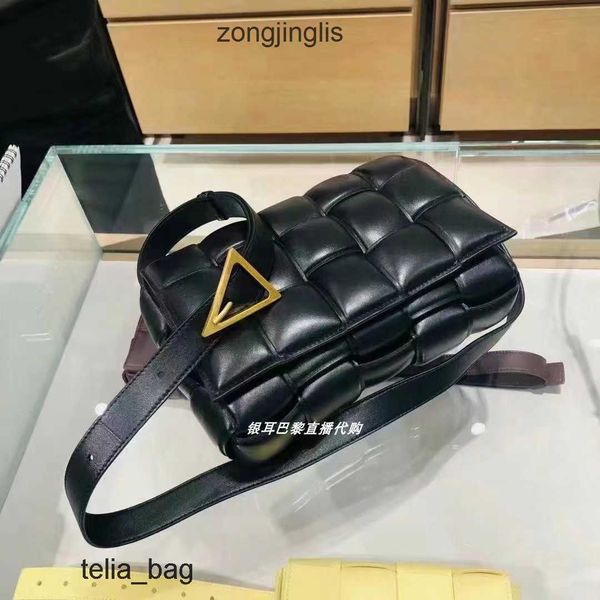 woven cassettes bottegaas 2023 pillow bag designer women's bags venetaas square straddl 0gmp
woven cassettes bottegaas 2023 pillow bag designer women's bags venetaas square straddl 0gmp