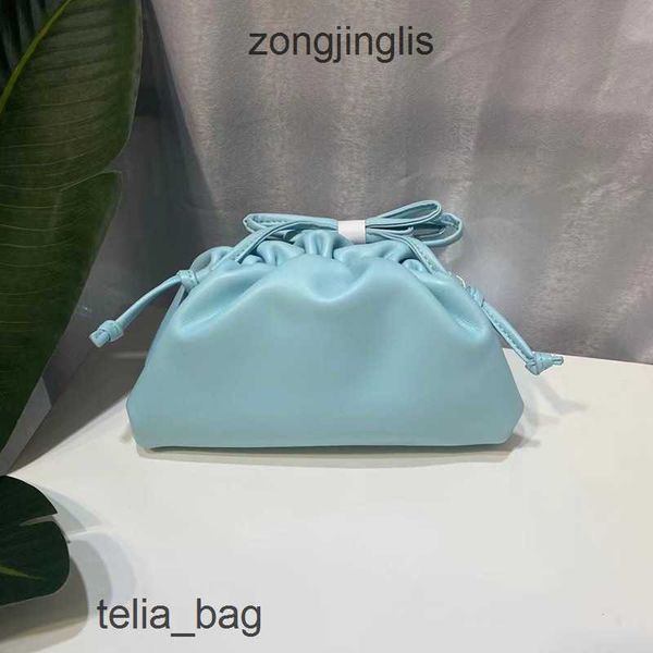 fashionable bags shoulder designer bag small pouch 2023 messenger bottegaas plain one cloud venetaas large soft hand dum 70fq
fashionable bags shoulder designer bag small pouch 2023 messenger bottegaas plain one cloud venetaas large soft hand dum 70fq