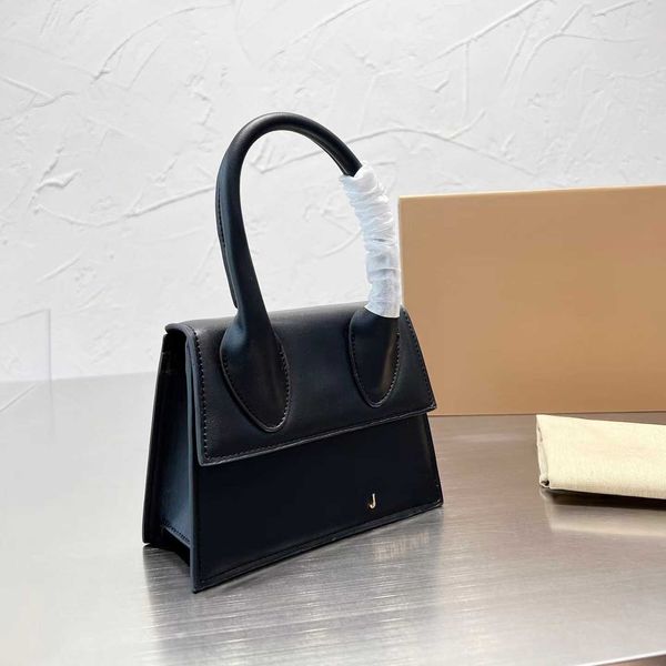 designers bag fashion solid women shoulder bags luxurys womens handbag classic leather letter wallet 7 colors messenger purse good 23bags
designers bag fashion solid women shoulder bags luxurys womens handbag classic leather letter wallet 7 colors messenger purse good 23bags