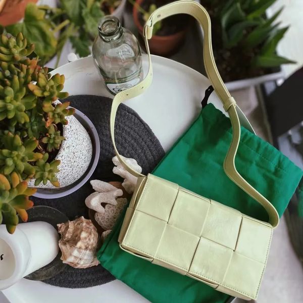 shoulder bag totes luxurys designers crosbody genuine leather alpin coins mens bags style womens hangbag cassette envelope chain strap poche
shoulder bag totes luxurys designers crosbody genuine leather alpin coins mens bags style womens hangbag cassette envelope chain strap poche
