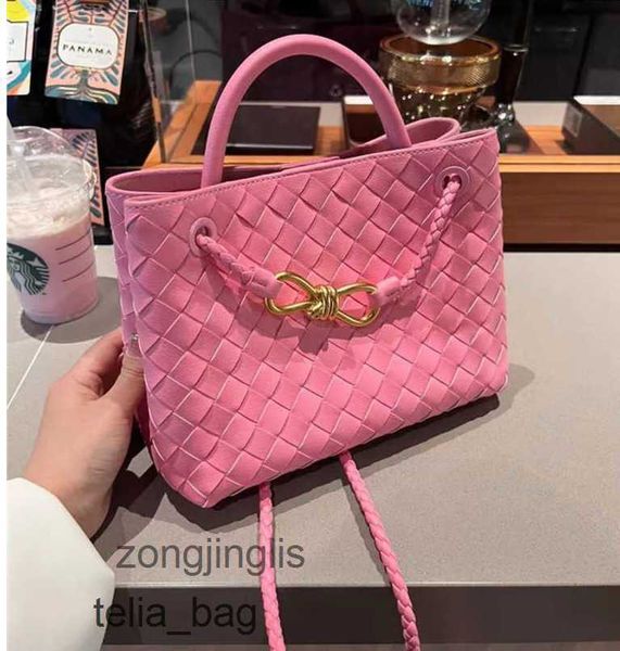 andiamo lady's leather bottegaas 2023 woven rope purse womven totes classic bag women's designer handbag metal venetaas buckle bag
andiamo lady's leather bottegaas 2023 woven rope purse womven totes classic bag women's designer handbag metal venetaas buckle bag