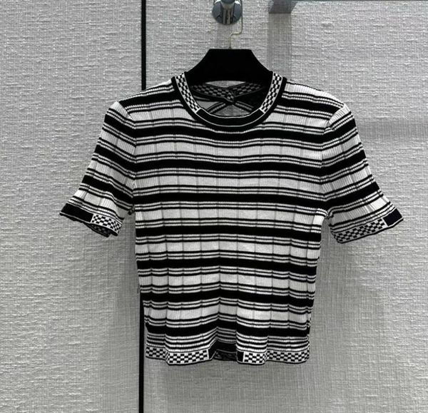 201 2023 spring women039s sweaters brand same style short sleeve crew neck t shirt black pink sweater women clothes xue3459051, White;black
201 2023 spring women039s sweaters brand same style short sleeve crew neck t shirt black pink sweater women clothes xue3459051, White;black