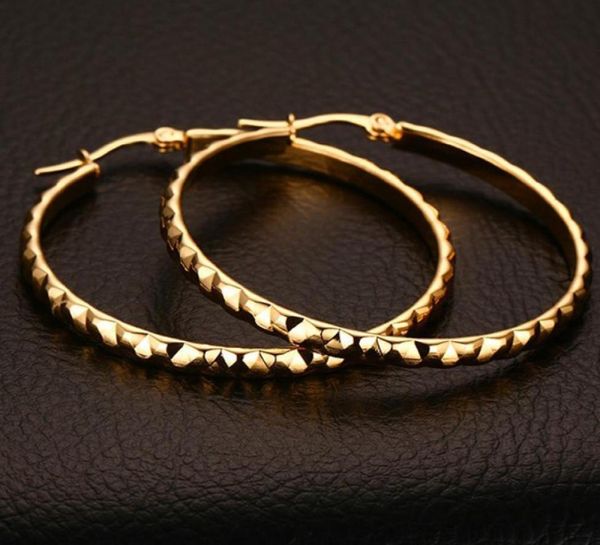 stainless steel ip gold plated embossed pattern prevention allergy earrings fashion high polished golden earring for women1880394, Golden;silver
stainless steel ip gold plated embossed pattern prevention allergy earrings fashion high polished golden earring for women1880394, Golden;silver