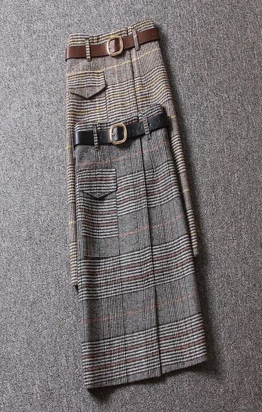 2020 autumn winter fashion woolen tartan skirt long style for women high waist split woman skirts mujer faldas saias mulher2179148, Black
2020 autumn winter fashion woolen tartan skirt long style for women high waist split woman skirts mujer faldas saias mulher2179148, Black