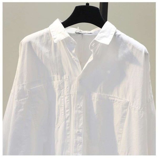 title white shirt korean version of the loose spring large size design niche all matching trend
title white shirt korean version of the loose spring large size design niche all matching trend