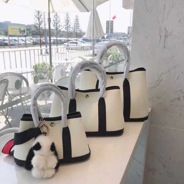 luxury h ermes party garden handbags for women 2023 new panda series bag large capacity cowhide tote fashion one shoulder crossbody wom with
luxury h ermes party garden handbags for women 2023 new panda series bag large capacity cowhide tote fashion one shoulder crossbody wom with