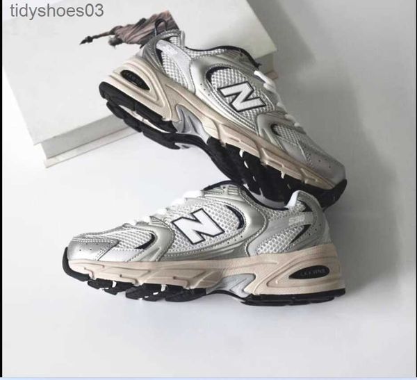 nb530 men's shoes silver grey n-line running shoes sports lightweight men's and women's couple shoes dad shoes breathable run, Black
nb530 men's shoes silver grey n-line running shoes sports lightweight men's and women's couple shoes dad shoes breathable run, Black
