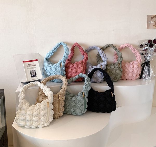 teenagers puff clouds handbags fashion children fold quilted tote bag big girls one shoulder dumplings bags s0370v, Black
teenagers puff clouds handbags fashion children fold quilted tote bag big girls one shoulder dumplings bags s0370v, Black