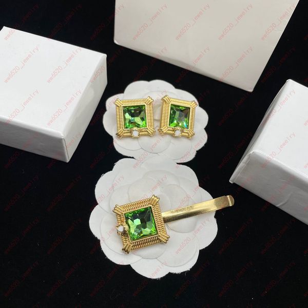 designer brass material beauty statue green crystal square earring stud, hair clips & barrettes, fashion classic ladies gifts, with box, Golden;silver
designer brass material beauty statue green crystal square earring stud, hair clips & barrettes, fashion classic ladies gifts, with box, Golden;silver