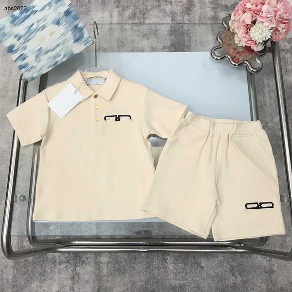 new kids tracksuits designer baby clothes summer suits size 100-150 cm 2pcs polo neck short sleeved t-shirt and logo printed shorts june20, White
new kids tracksuits designer baby clothes summer suits size 100-150 cm 2pcs polo neck short sleeved t-shirt and logo printed shorts june20, White