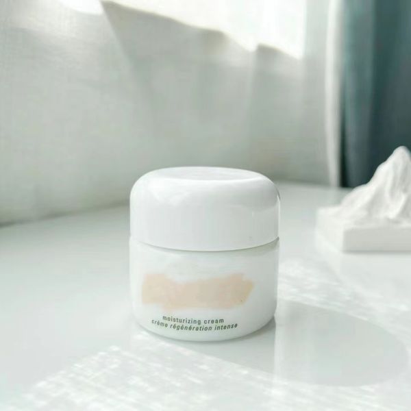 magic soft cream moisturizing cream-moisturizing gel-cream 60ml regeneration intense 60ml to the us in 3-7 days
magic soft cream moisturizing cream-moisturizing gel-cream 60ml regeneration intense 60ml to the us in 3-7 days