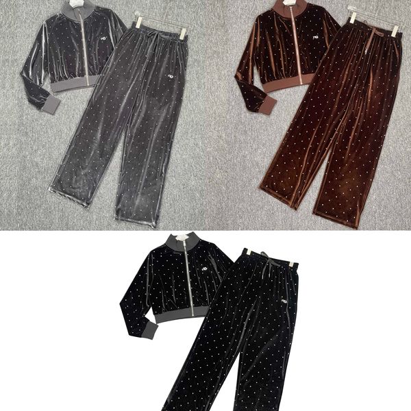designer women tracksuit long sleeve two-piece drilling logo velvet black gray and brown color tracksuits casual fashion leisure autumn wint
designer women tracksuit long sleeve two-piece drilling logo velvet black gray and brown color tracksuits casual fashion leisure autumn wint