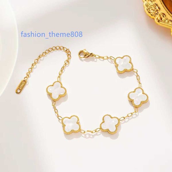 jewelry designer bracelet new four-leaf clover bracelet female south simple ins five-flower fritillary luck clover bracelet girl gift wholes, Golden;silver
jewelry designer bracelet new four-leaf clover bracelet female south simple ins five-flower fritillary luck clover bracelet girl gift wholes, Golden;silver