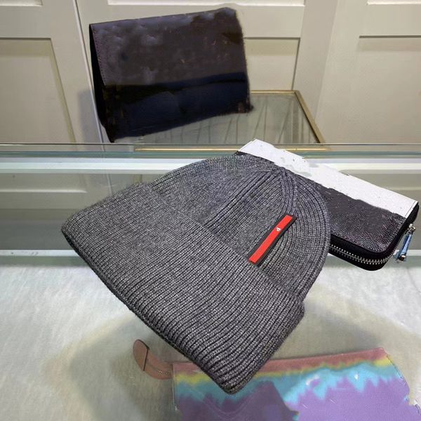 designer brand brimless hat, men's and women's luxurious woolen hat, winter new outdoor warm hat, high-quality letter hat, Blue;gray
designer brand brimless hat, men's and women's luxurious woolen hat, winter new outdoor warm hat, high-quality letter hat, Blue;gray