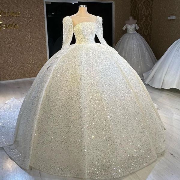 luxury o-neck long sleeves ball gown wedding dress 2023 exquisite sparkly sequined court train princess bridal gown, White
luxury o-neck long sleeves ball gown wedding dress 2023 exquisite sparkly sequined court train princess bridal gown, White