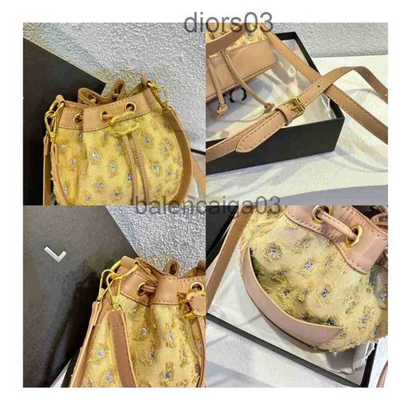 designer channel cc bag handbags beach crossbody the tote shoulder bag luxurys fashion brands man woman nylon leather messenger makeup beige
designer channel cc bag handbags beach crossbody the tote shoulder bag luxurys fashion brands man woman nylon leather messenger makeup beige