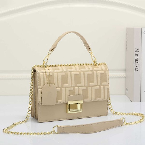 high-quality leather fashion womens chain crossbody bags evening handbag tote luxury designer shoulder bag baguette bag classic women courie
high-quality leather fashion womens chain crossbody bags evening handbag tote luxury designer shoulder bag baguette bag classic women courie