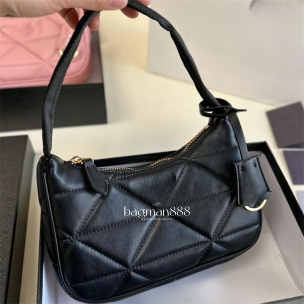 luxury designer shoulder bag womens bags underarm bag handbag re edition nylon woman designers bag hobo wallet canvas leather chain designer
luxury designer shoulder bag womens bags underarm bag handbag re edition nylon woman designers bag hobo wallet canvas leather chain designer
