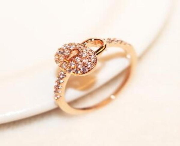 luxury cubic zirconia ring rose gold plated lock charms ring for women vintage finger ring wedding party bride costume jewelry1408697, Silver
luxury cubic zirconia ring rose gold plated lock charms ring for women vintage finger ring wedding party bride costume jewelry1408697, Silver