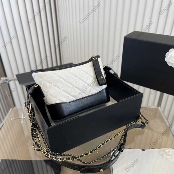 xiaoxiang classic gabrielle wanderer bag small sheepskin rhombic pattern one shoulder crossbody chain bag with folding box 23bags
xiaoxiang classic gabrielle wanderer bag small sheepskin rhombic pattern one shoulder crossbody chain bag with folding box 23bags