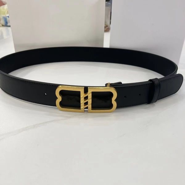 fashion designer belt mens belt luxury belts for man gold silver buckle cintura belts for women designer cinture width 2.5cm,4.0cm ceinture, Black;brown
fashion designer belt mens belt luxury belts for man gold silver buckle cintura belts for women designer cinture width 2.5cm,4.0cm ceinture, Black;brown