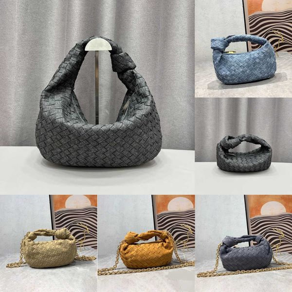 maxi designer woven hobo bags large capacity knot handle woven handbags designer casual big soft tote hobo bags women luxury 230615
maxi designer woven hobo bags large capacity knot handle woven handbags designer casual big soft tote hobo bags women luxury 230615