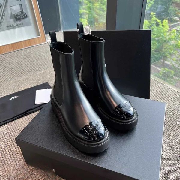 boots leather chelsea boots platform slip-on round flat booties chunky half boot luxury designer high shoes for women thick heeled knight bo, Black
boots leather chelsea boots platform slip-on round flat booties chunky half boot luxury designer high shoes for women thick heeled knight bo, Black