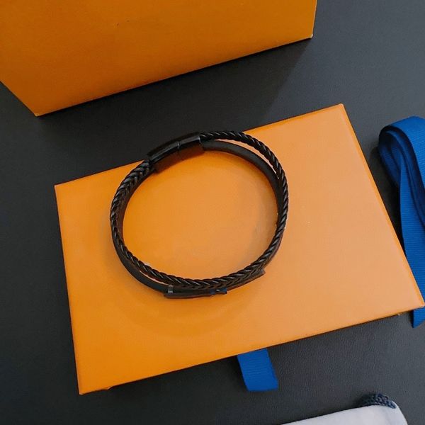 various popular designer classics luis exquisite love bracelet women gold bracelets vuttonity chain fashion personality hip-hop al1e, Golden;silver
various popular designer classics luis exquisite love bracelet women gold bracelets vuttonity chain fashion personality hip-hop al1e, Golden;silver