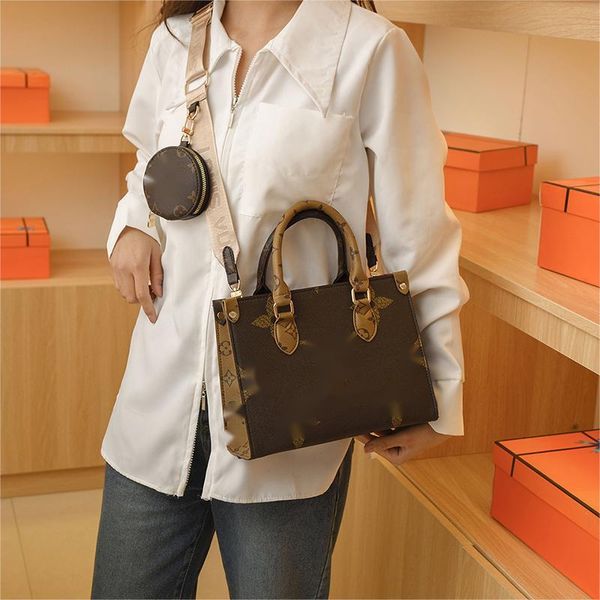 designer bag brand fashion classic star pattern handbag saddle bag versatile one shoulder crossbody bag tote bag
designer bag brand fashion classic star pattern handbag saddle bag versatile one shoulder crossbody bag tote bag