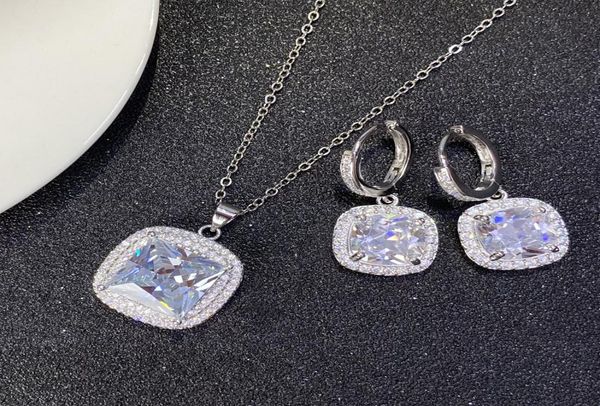 charming women jewelry 18k white gold plated bling big cz stone earrings necklace set for girls women8937631, Golden;silver
charming women jewelry 18k white gold plated bling big cz stone earrings necklace set for girls women8937631, Golden;silver