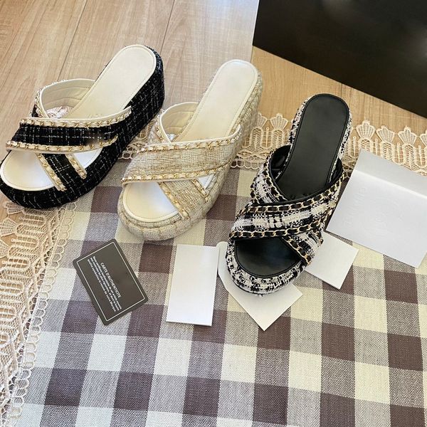 women's classic style designer sandals wedding dating leather mid heel metal leather chain 3 colors sandal, Black
women's classic style designer sandals wedding dating leather mid heel metal leather chain 3 colors sandal, Black