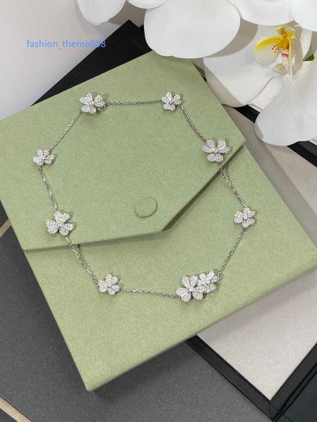 classic clover 9 flower necklaces designer brand women choker chains jewelry girls gift, Silver
classic clover 9 flower necklaces designer brand women choker chains jewelry girls gift, Silver