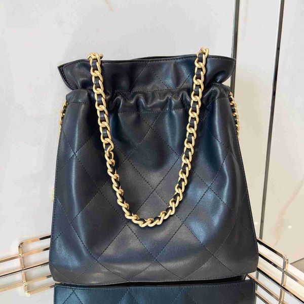 xiaoxiangfu bag genuine leather diamond chain bag drawstring strap mouth bucket bag premium feel one shoulder crossbody handbag for women 23
xiaoxiangfu bag genuine leather diamond chain bag drawstring strap mouth bucket bag premium feel one shoulder crossbody handbag for women 23