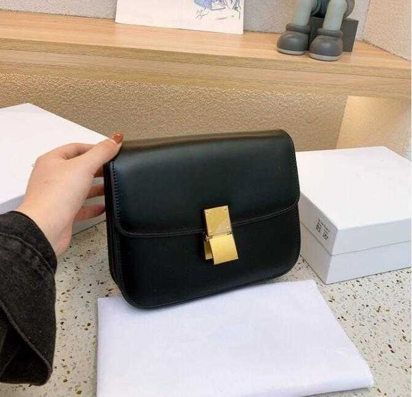 designer bags triomphe smooth cowhide women teen cuir handbag golden chain shopping bags lady wallet 18cm 22cm 23bags
designer bags triomphe smooth cowhide women teen cuir handbag golden chain shopping bags lady wallet 18cm 22cm 23bags