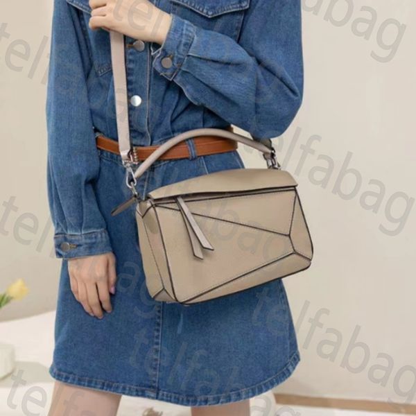 2023ss luxurys designer bags designer cross body women handbag puzzle geometric shoulder bags fashion crossbody bag contrast color patchwork
2023ss luxurys designer bags designer cross body women handbag puzzle geometric shoulder bags fashion crossbody bag contrast color patchwork