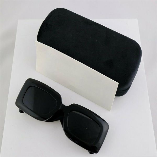 2022 new luxur classic square sunglasses designer square fashion women sun glasses eyewear metal glass lenses with box286t, White;black
2022 new luxur classic square sunglasses designer square fashion women sun glasses eyewear metal glass lenses with box286t, White;black
