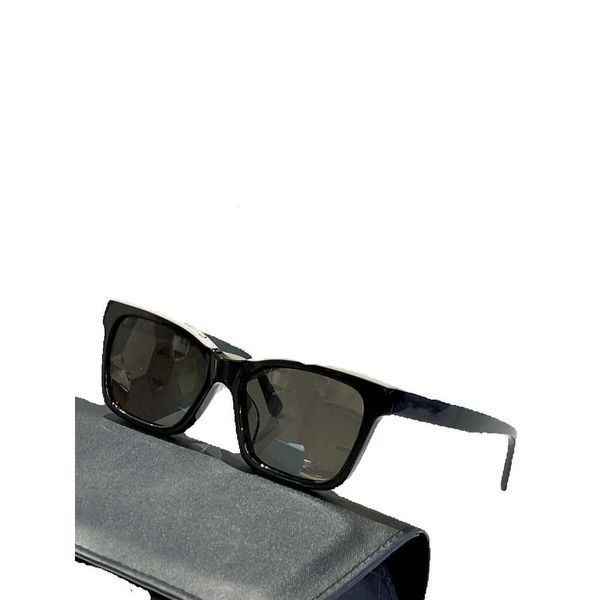 ch original 5417 designer sunglasses men famous fashionable classic retro brand eyeglass fashion design women, White;black
ch original 5417 designer sunglasses men famous fashionable classic retro brand eyeglass fashion design women, White;black
