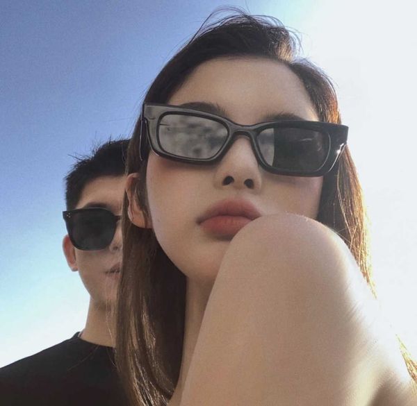 korean version of jin zhini gd with the same square fashionable sunshades narrow frame trendy street p sunglasses for men and women, White;black
korean version of jin zhini gd with the same square fashionable sunshades narrow frame trendy street p sunglasses for men and women, White;black