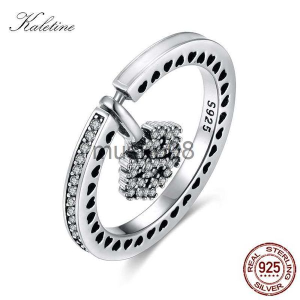 band rings kaletine white snowflake ring women 925 sterling silver rings radiant heart cz stones pendant jewelry luxury wedding gift j230817
band rings kaletine white snowflake ring women 925 sterling silver rings radiant heart cz stones pendant jewelry luxury wedding gift j230817