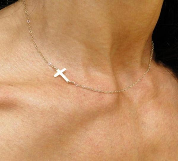 minimalist gold silver color chain cross choker necklace for women simple side wear small pendant collares chokers2271005, Golden;silver
minimalist gold silver color chain cross choker necklace for women simple side wear small pendant collares chokers2271005, Golden;silver