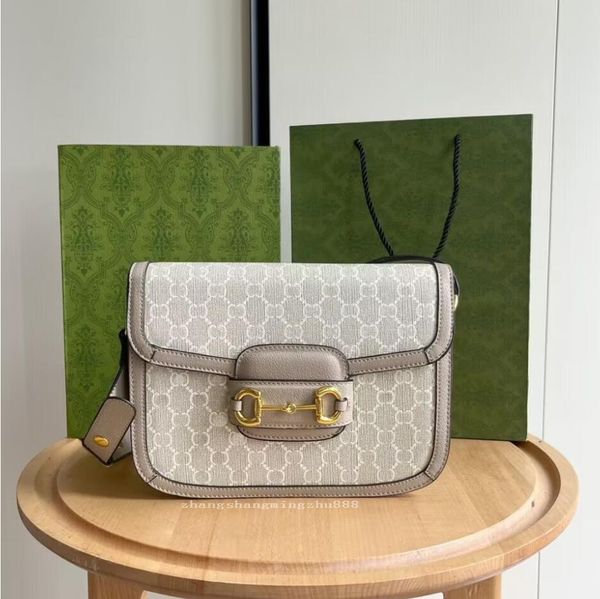 new classic designer messenger handbag saddle bag women shoulder bag luxurys handbag large capacity leisure bag purse cross body bag wholesa
new classic designer messenger handbag saddle bag women shoulder bag luxurys handbag large capacity leisure bag purse cross body bag wholesa
