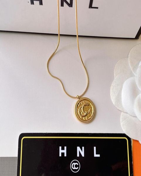 popular luxury pattern design necklaces delicate fashion pendant necklace high end style womens accessories selected 18k gold plat1914704, Silver
popular luxury pattern design necklaces delicate fashion pendant necklace high end style womens accessories selected 18k gold plat1914704, Silver