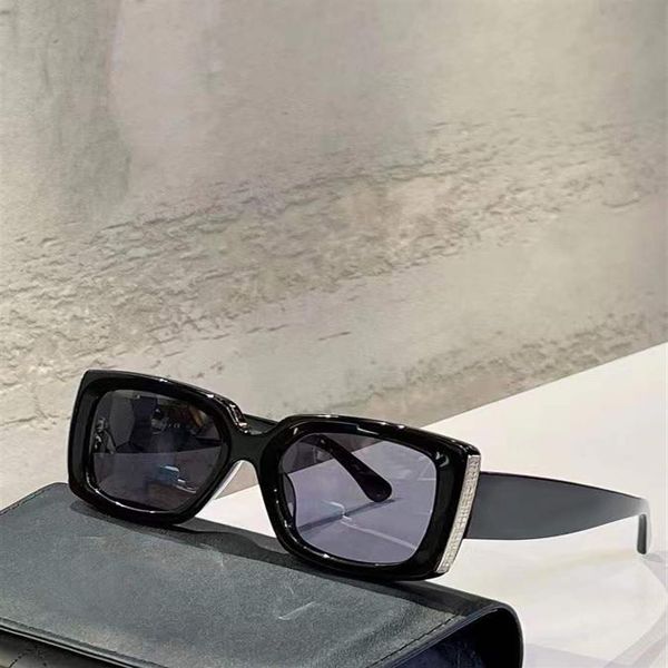 womens sunglasses for women 5435 men sun glasses mens fashion style protects eyes uv400 lens with case228d, White;black
womens sunglasses for women 5435 men sun glasses mens fashion style protects eyes uv400 lens with case228d, White;black