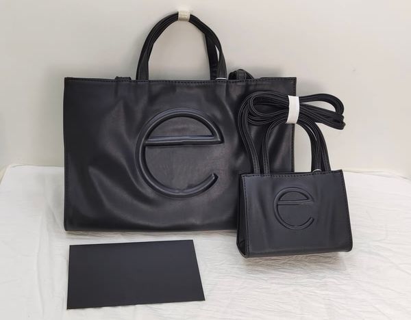 tote bag designer bag shopping bag shoulder bags soft leather mini handbags women handbag crossbody luxury tote fashion shopping pink white
tote bag designer bag shopping bag shoulder bags soft leather mini handbags women handbag crossbody luxury tote fashion shopping pink white
