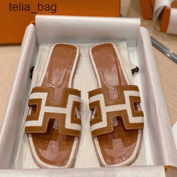 summer slippers bear sandal oran slipper designer women's hermzs flat bottomed shoes fasion wear leater sandals korean beac tourism one
summer slippers bear sandal oran slipper designer women's hermzs flat bottomed shoes fasion wear leater sandals korean beac tourism one