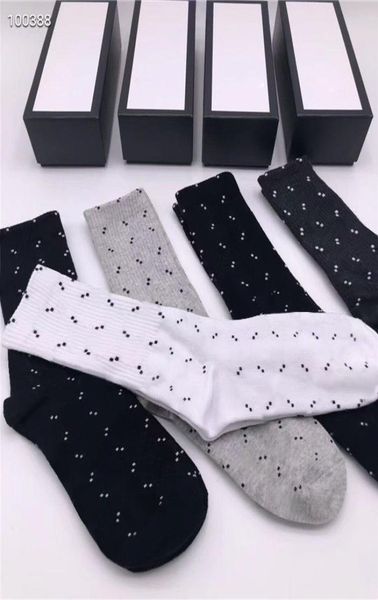 short sport g socks street style stripe sports basketball sock for men and ms 5pcslot mens designer with box 0012961332, Black
short sport g socks street style stripe sports basketball sock for men and ms 5pcslot mens designer with box 0012961332, Black